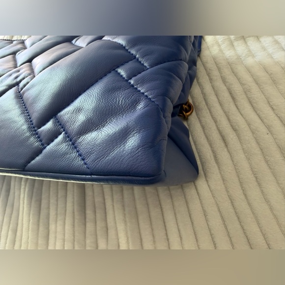 Kurt Geiger The Kensington Blue Quilted Soft Leather XXL Bag - Picture 6 of 10